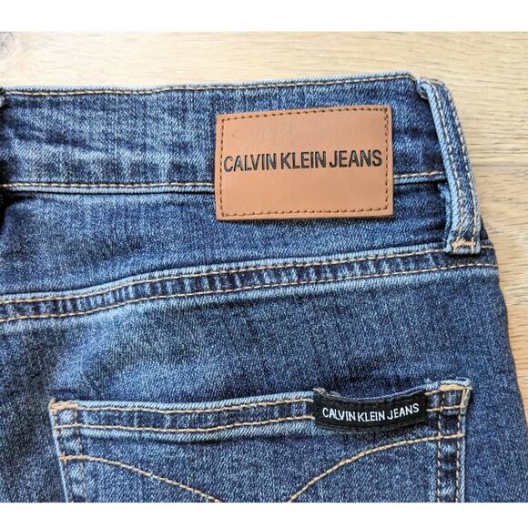 Calvin Klein Jeans Blue Denim High Rise Skinny Stretch Distressed Size 6 EUC - Picture 6 of 11